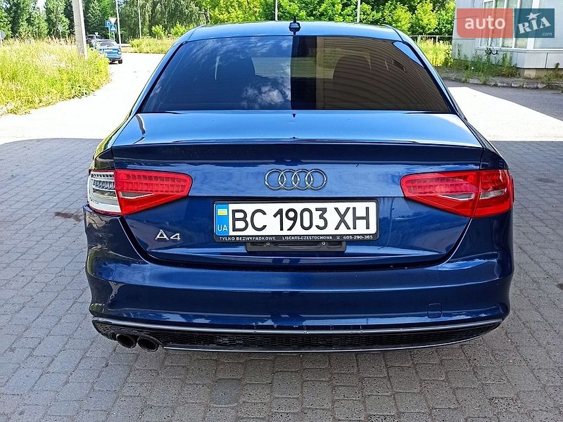 Седан Audi A4 2014 в Самборе