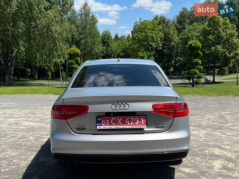 Седан Audi A4 2014 в Хмельницькому