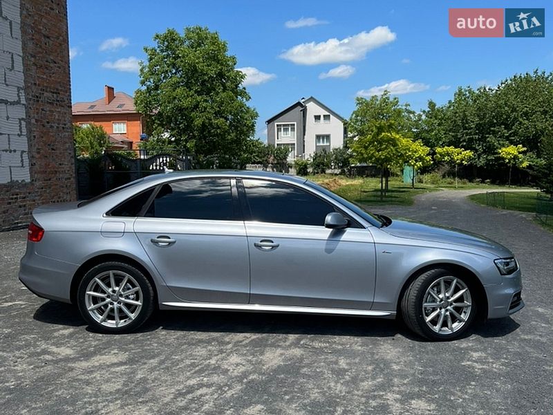 Седан Audi A4 2014 в Хмельницькому