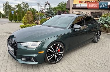 Седан Audi A4 2016 в Шепетівці