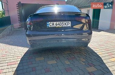 Седан Audi A4 2012 в Умані