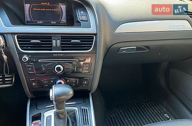 Седан Audi A4 2012 в Умані