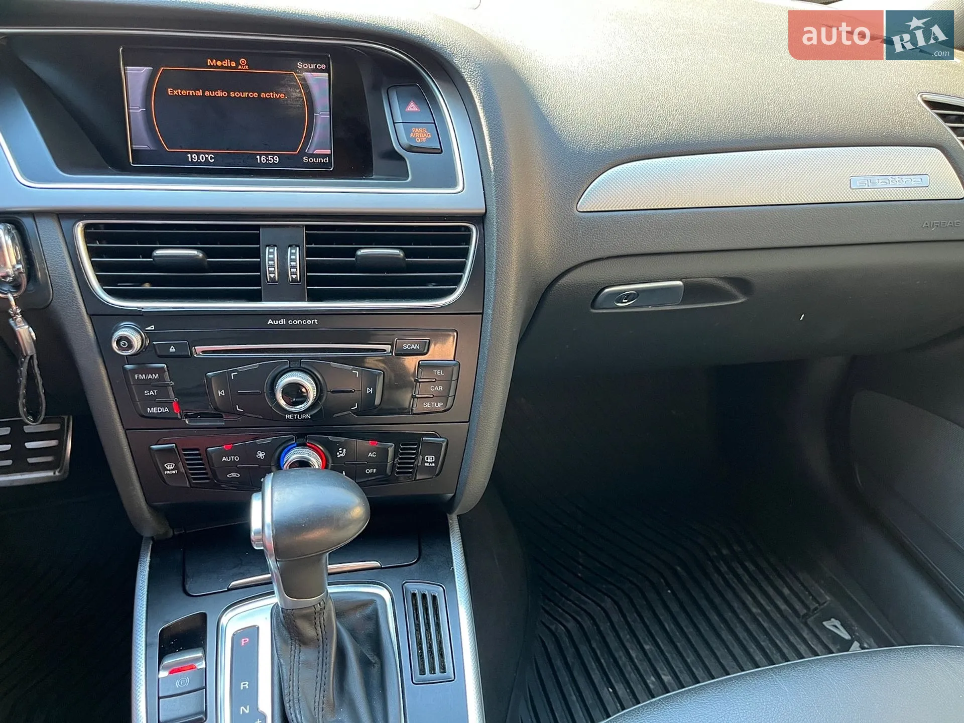 2012 Audi A4 - мініатюра 16