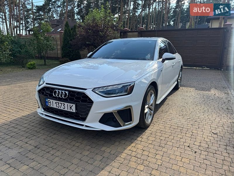 Седан Audi A4 2020 в Полтаві