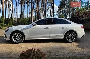 Седан Audi A4 2020 в Полтаві
