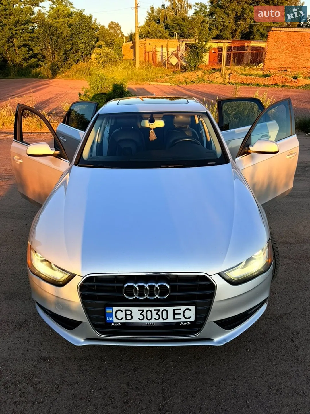 2012 Audi A4 - мініатюра 2