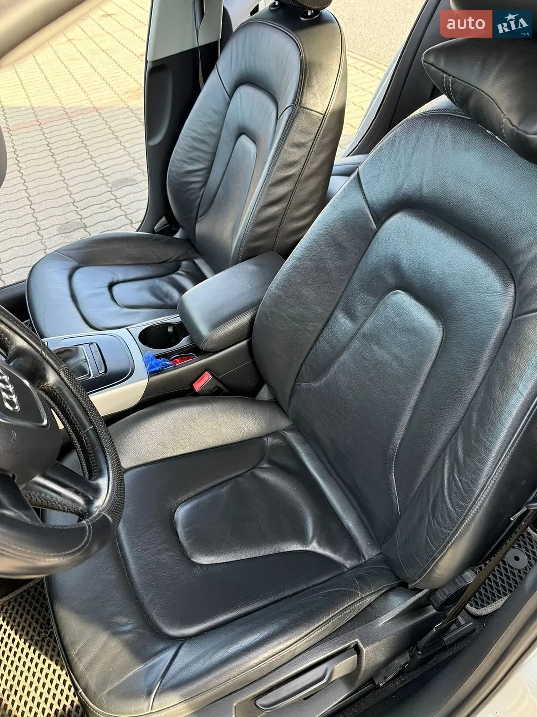 2010 Audi A4 - мініатюра 18