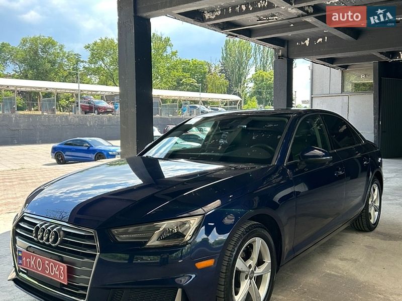 Audi A4 2018 Audi A4 2018