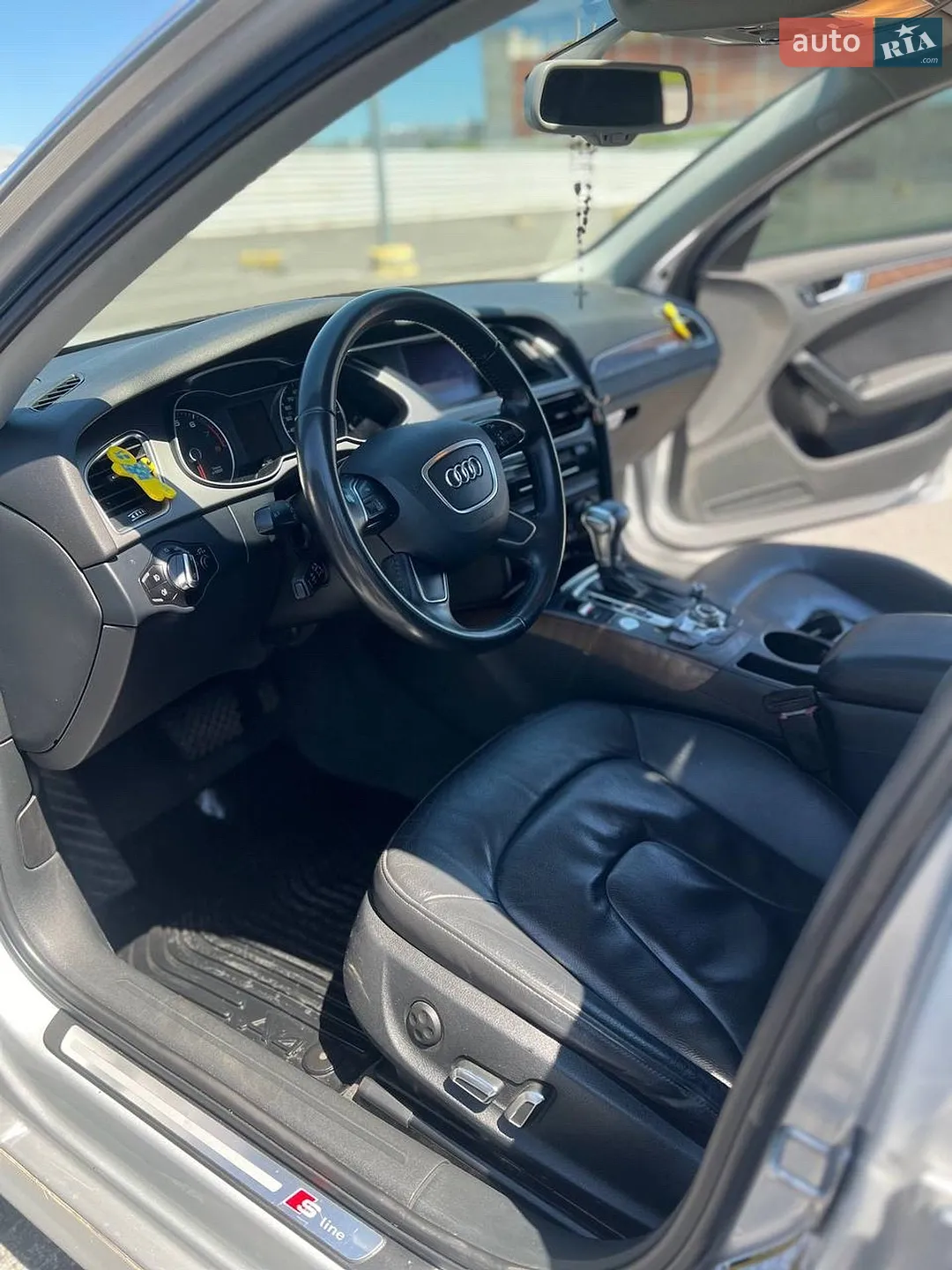 2013 Audi A4 - мініатюра 20