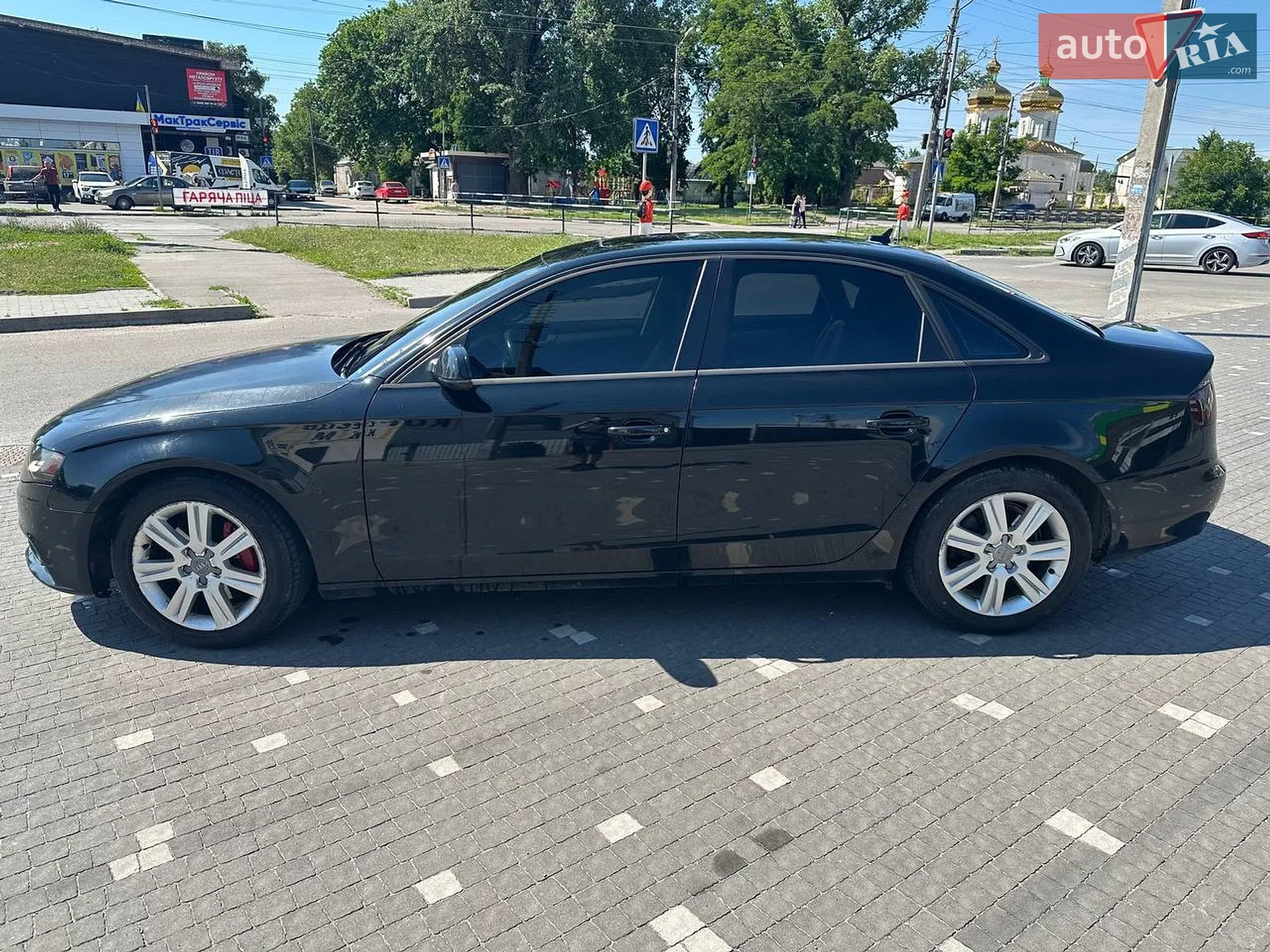 2010 Audi A4 - мініатюра 3