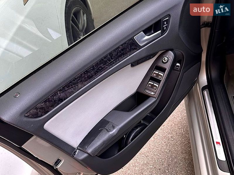 Седан Audi A4 2015 в Софіївській Борщагівці