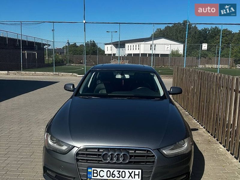 Audi A4 2012