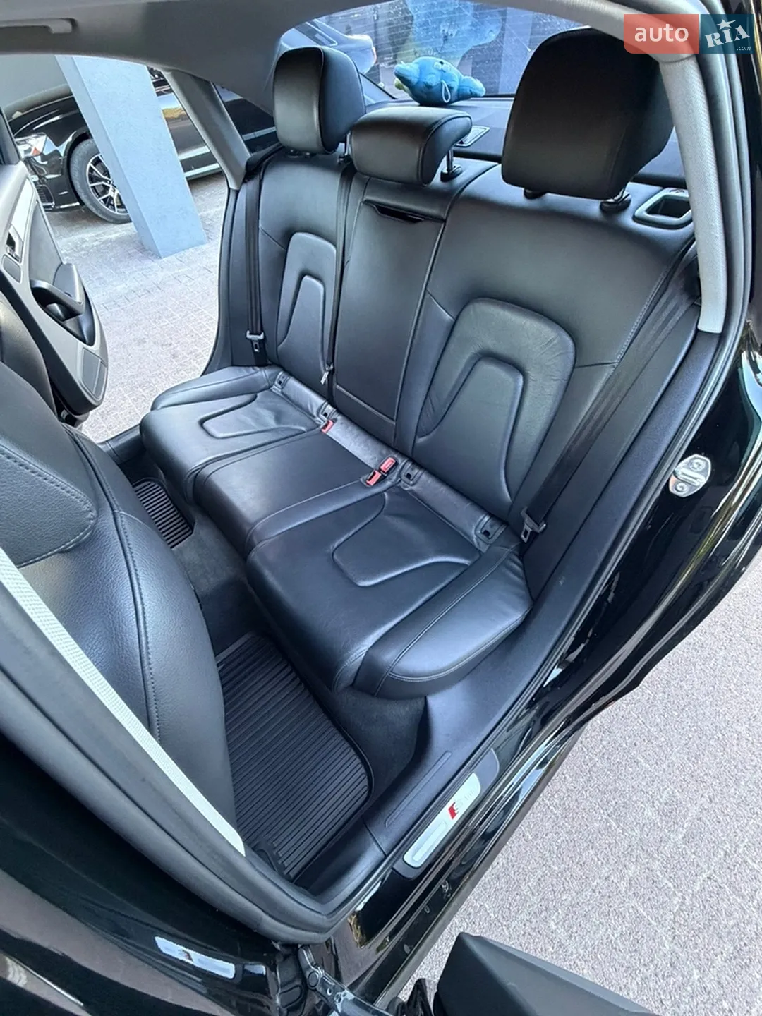 2011 Audi A4 - мініатюра 29