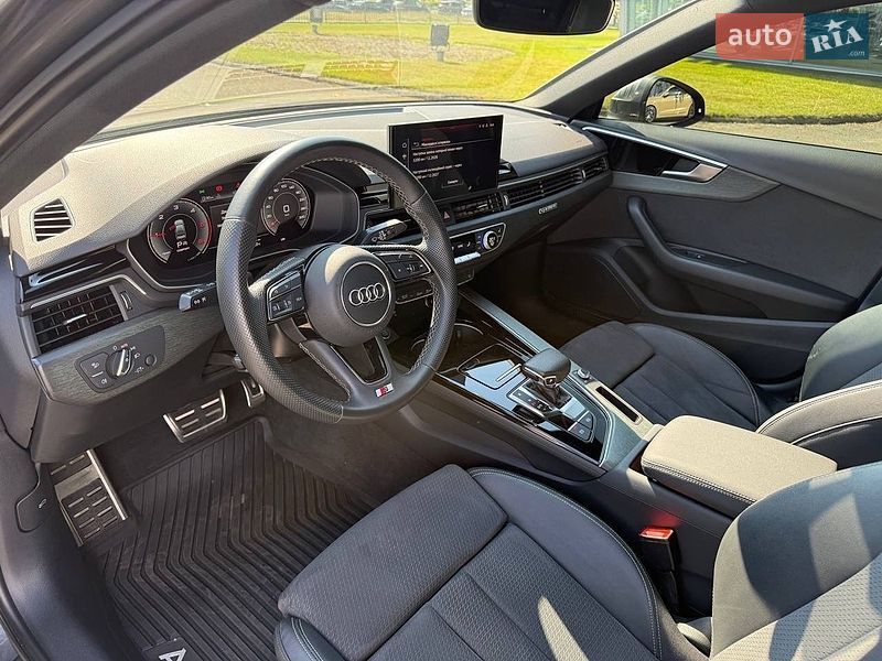 Седан Audi A4 2021 в Києві
