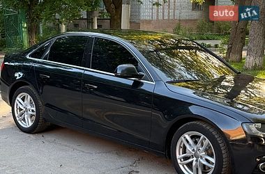 Седан Audi A4 2008 в Кам’янці
