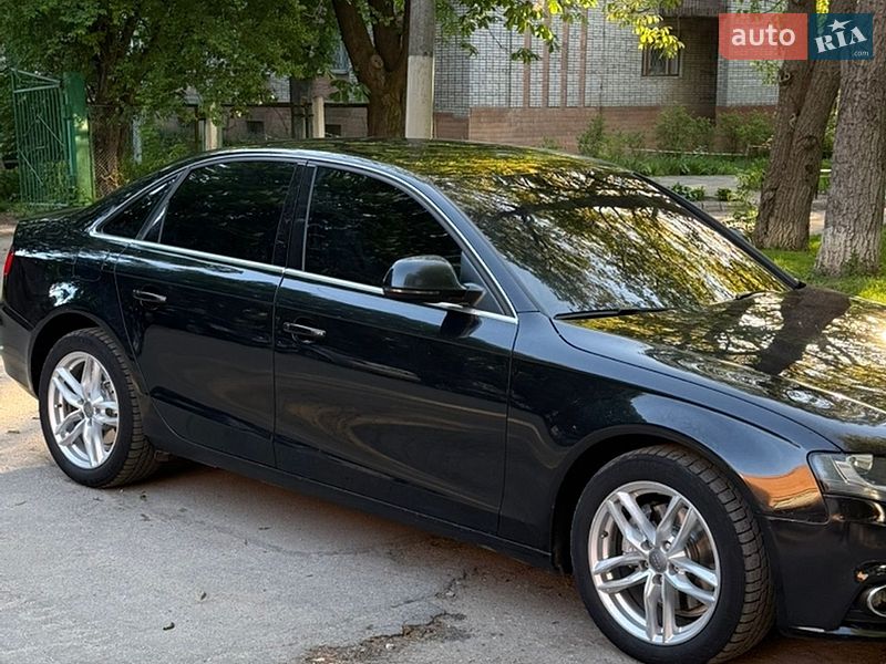 Седан Audi A4 2008 в Кам’янці