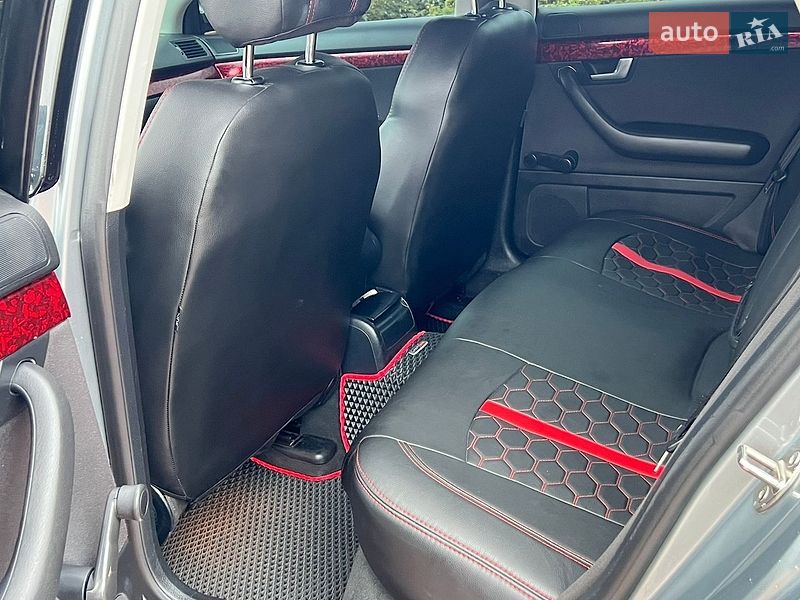 Седан Audi A4 2005 в Тростянце