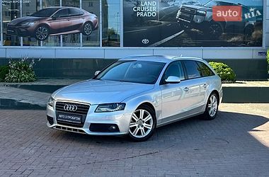 Универсал Audi A4 2010 в Черновцах
