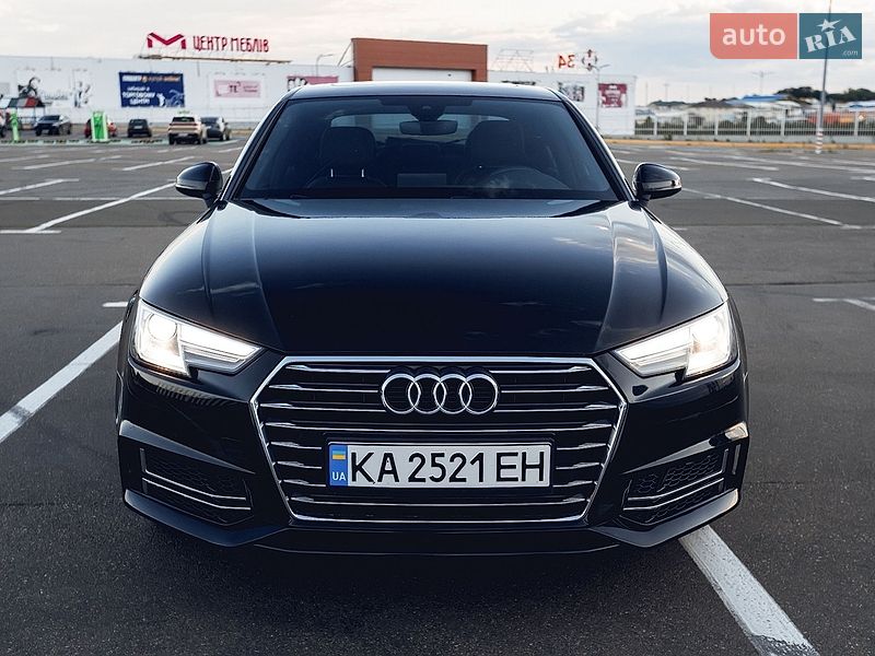 Седан Audi A4 2019 в Одессе