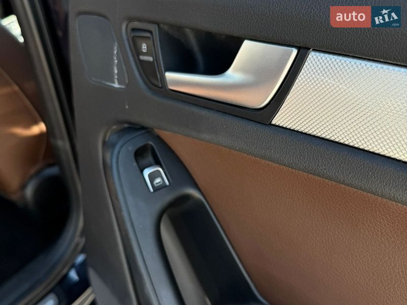 Седан Audi A4 2015 в Житомирі