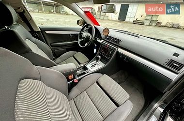 Седан Audi A4 2006 в Надворной