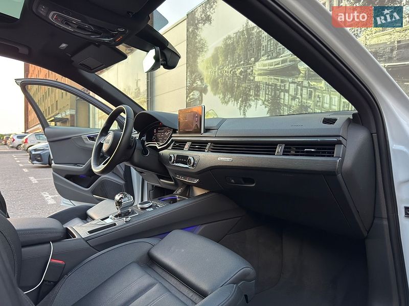 Седан Audi A4 2017 в Києві