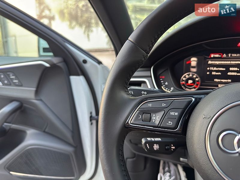 Седан Audi A4 2017 в Києві