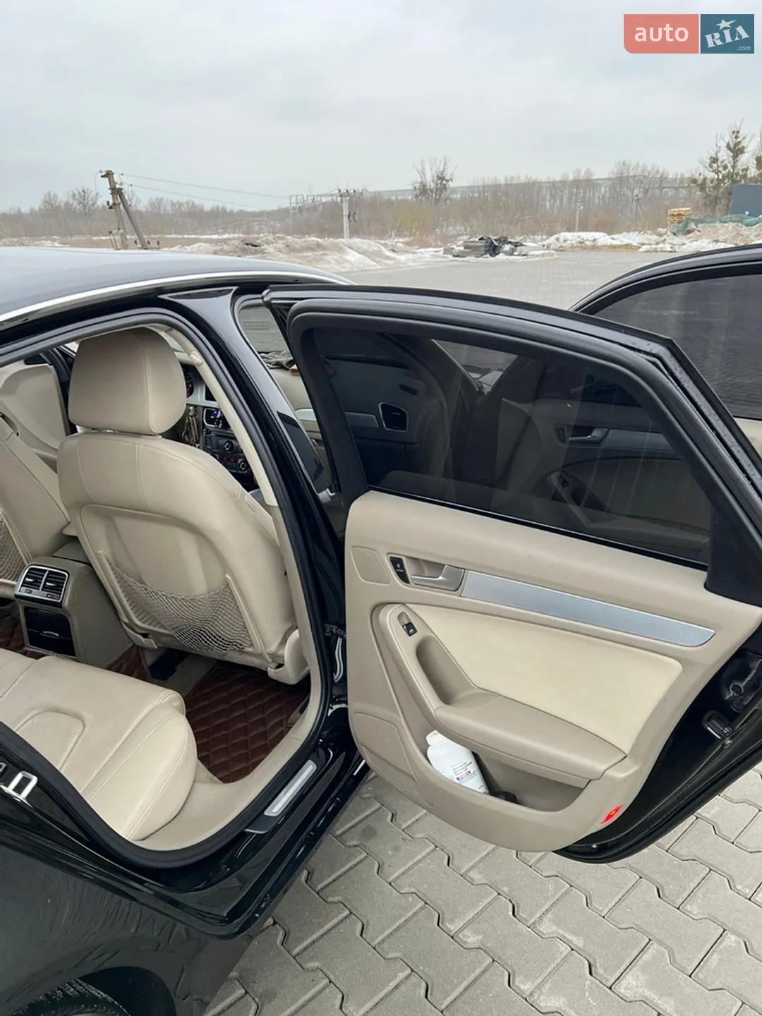 2011 Audi A4 - мініатюра 9