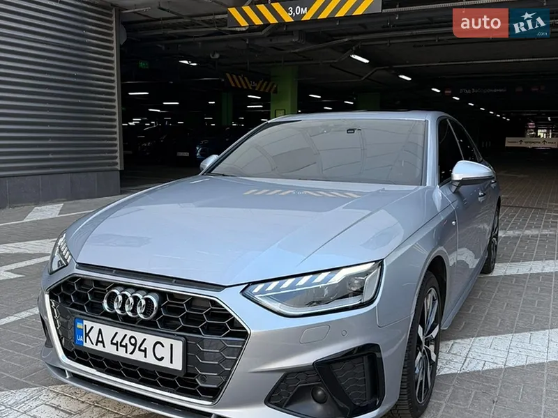 Audi A4 2021