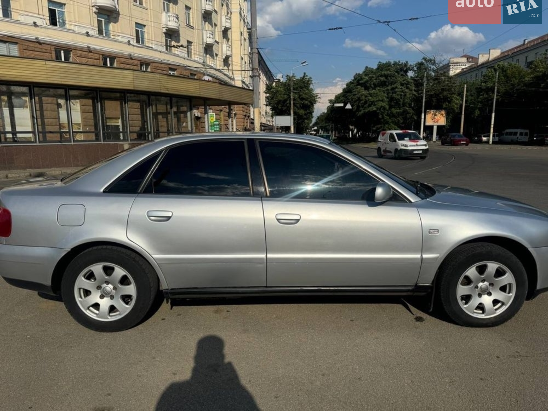 Audi A4 1999 VIN WAUZZZ8DZXA249532 фото оголошення 2 з 5