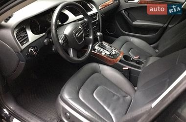 Седан Audi A4 2011 в Одесі