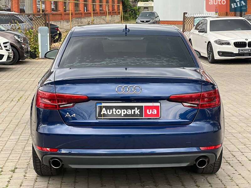 Седан Audi A4 2016 в Одессе