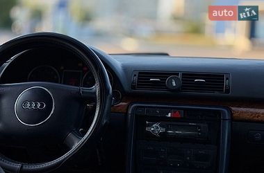 Седан Audi A4 2001 в Львові