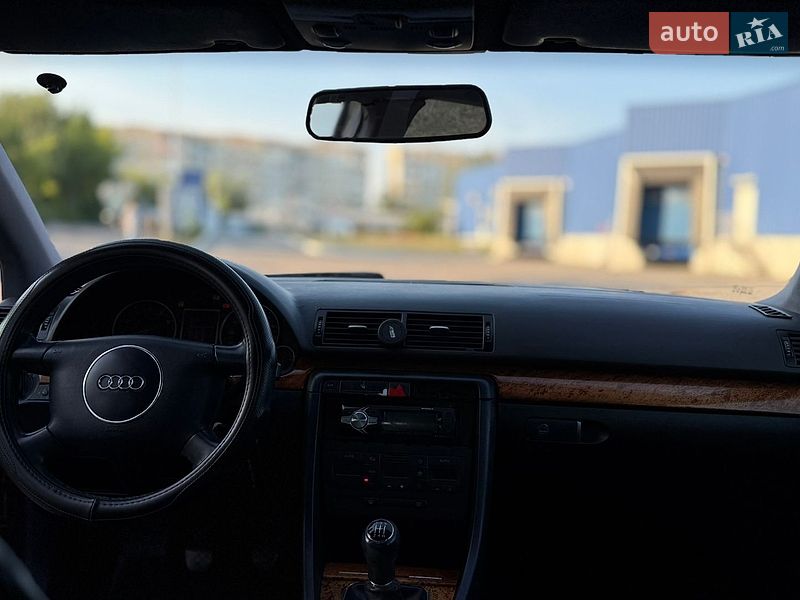 Седан Audi A4 2001 в Львові