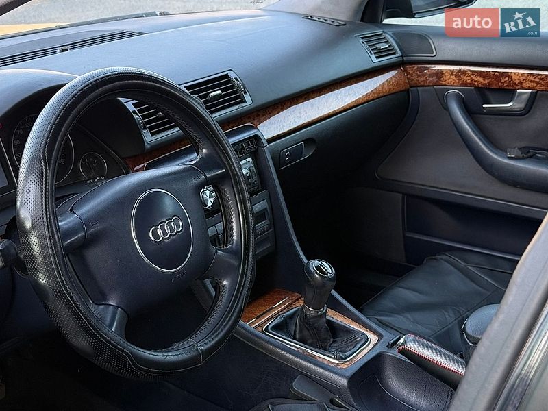 Седан Audi A4 2001 в Львові
