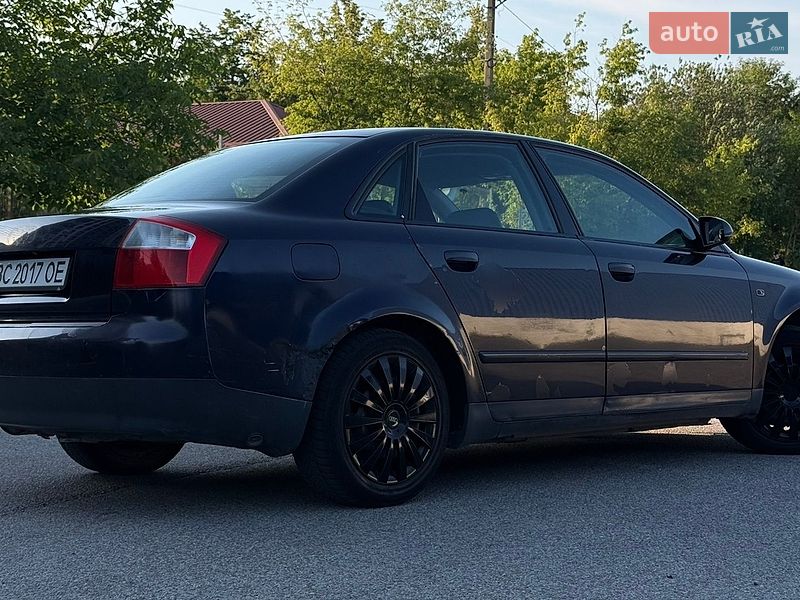 Седан Audi A4 2001 в Львові