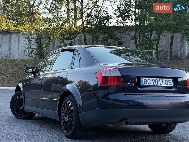 Седан Audi A4 2001 в Львові