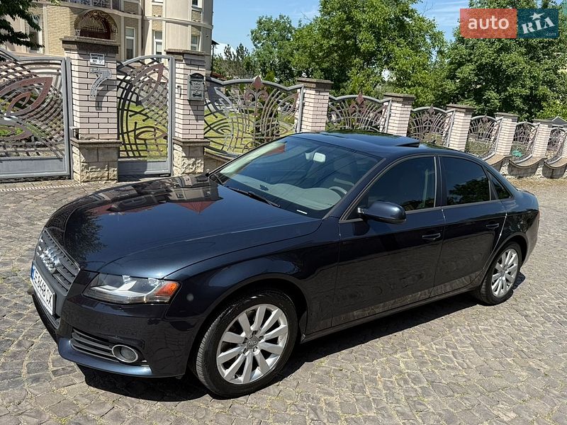 Седан Audi A4 2011 в Черновцах