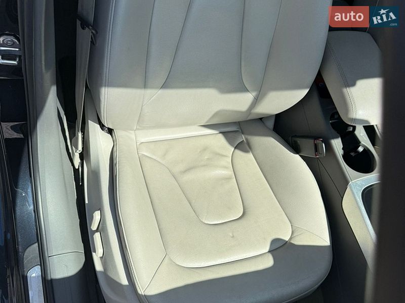 Седан Audi A4 2011 в Черновцах