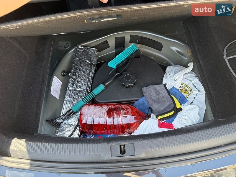 Седан Audi A4 2011 в Черновцах