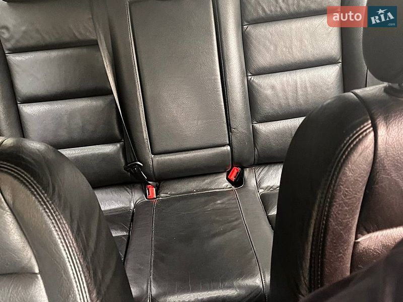 Універсал Audi A4 2002 в Луцьку