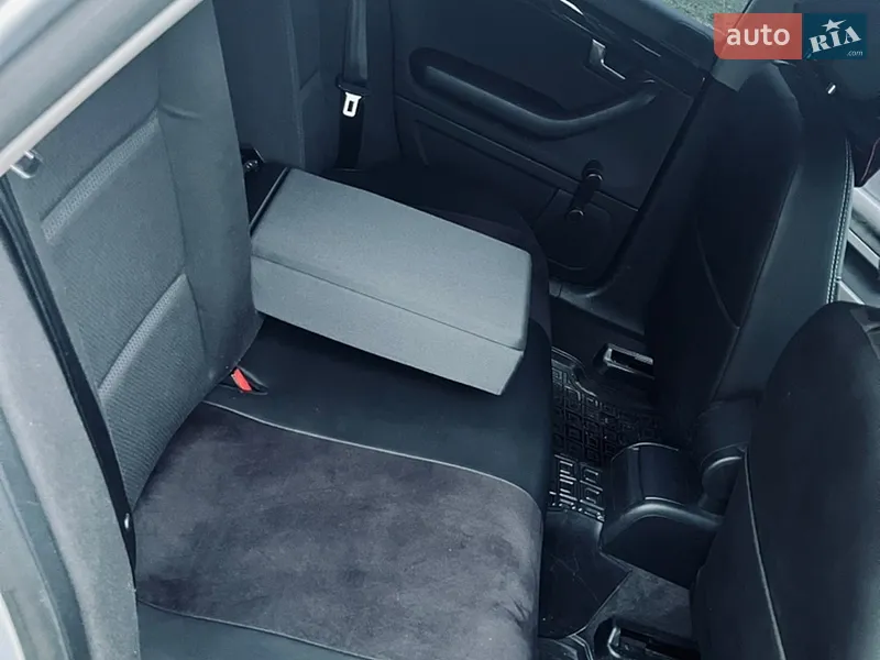 Audi A4 2004 VIN WAUZZZ8E94A238119 фото оголошення 13 з 61
