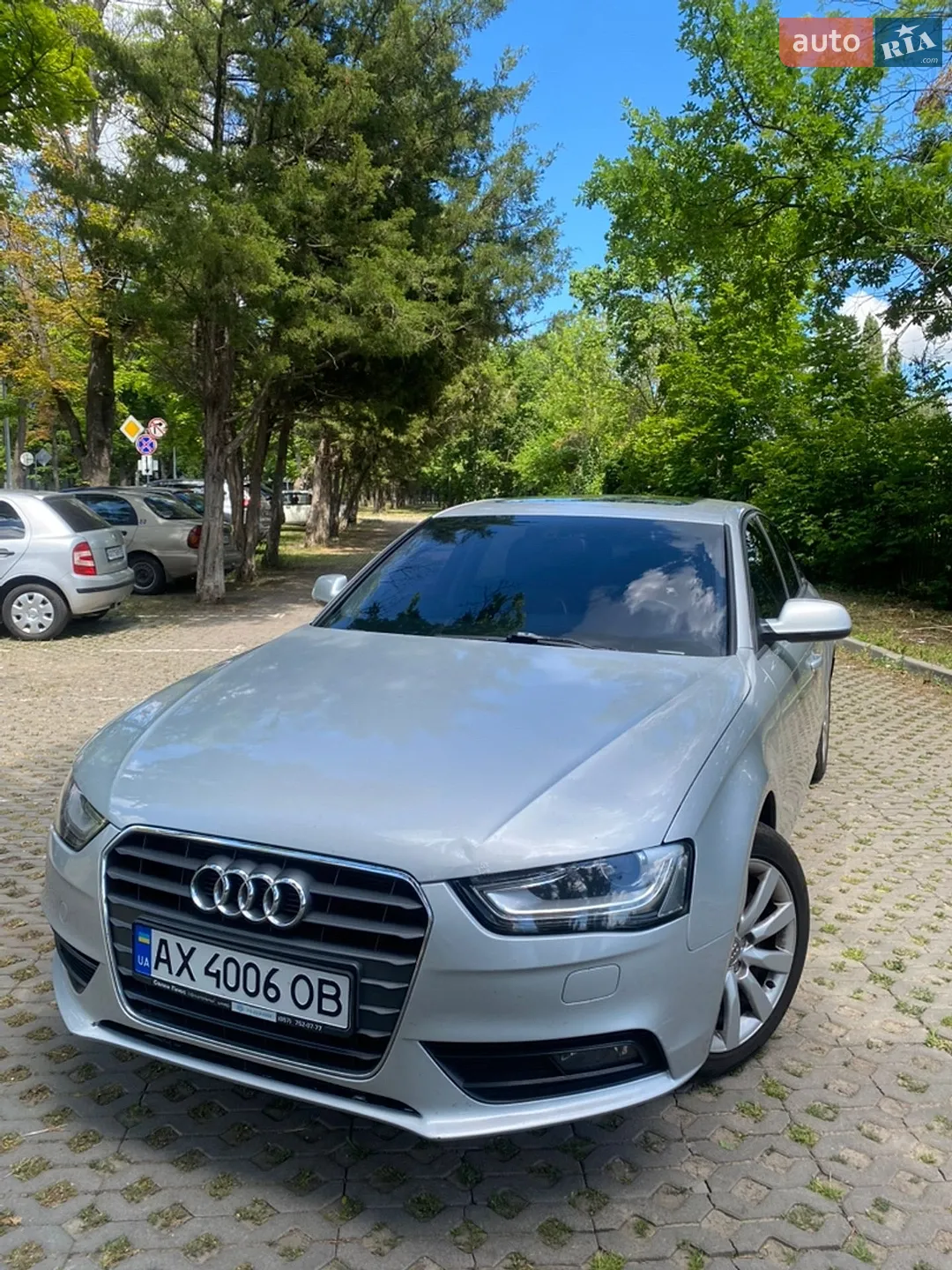 Audi A4 2012 VIN WAUBFAFL0CA023806 фото оголошення 2 з 14