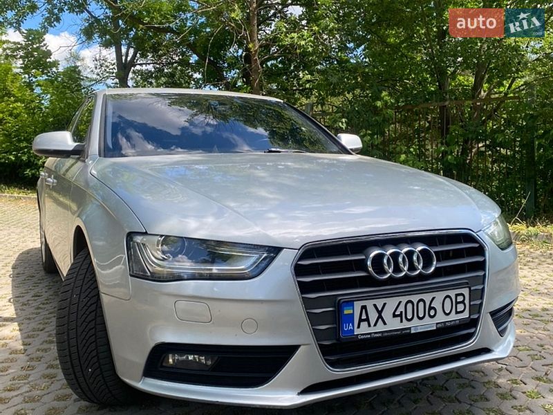 Седан Audi A4 2012 в Харкові