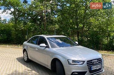 Седан Audi A4 2012 в Харкові