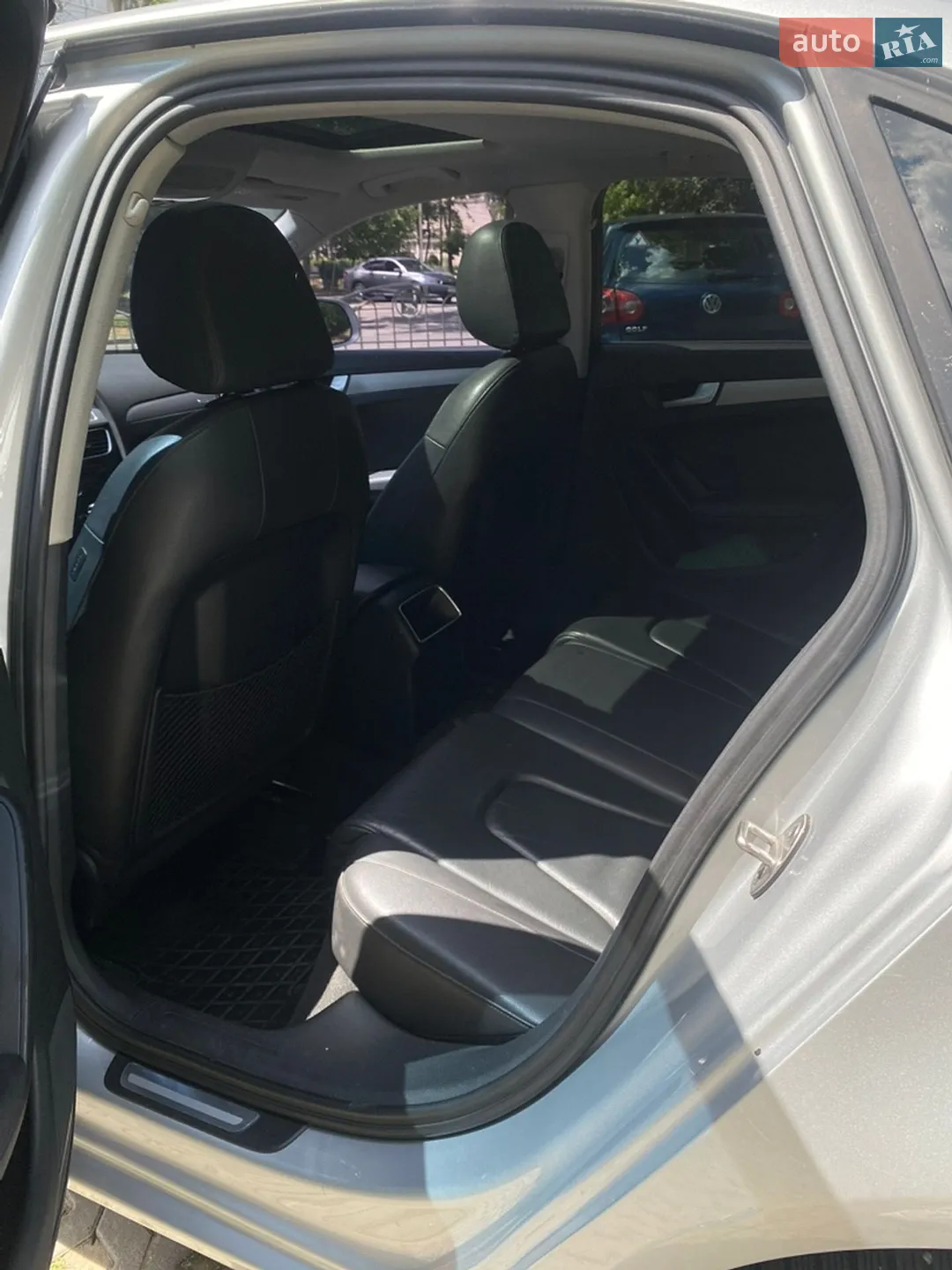 Audi A4 2012 VIN WAUBFAFL0CA023806 фото оголошення 9 з 14