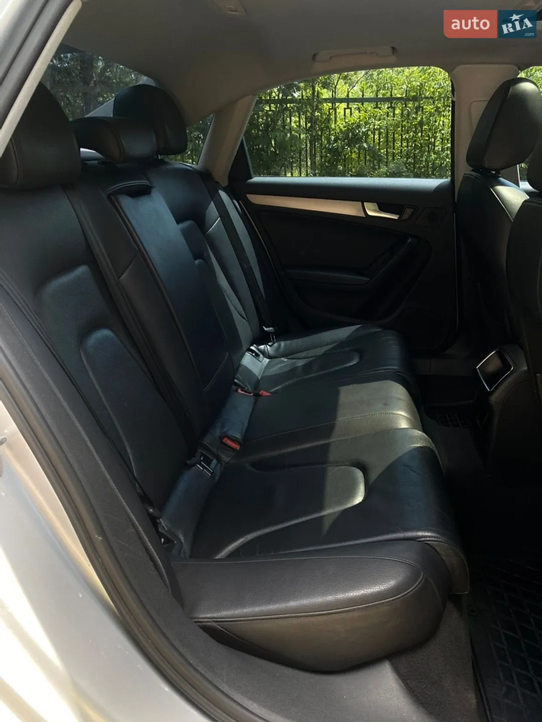 Audi A4 2012 VIN WAUBFAFL0CA023806 фото оголошення 12 з 14