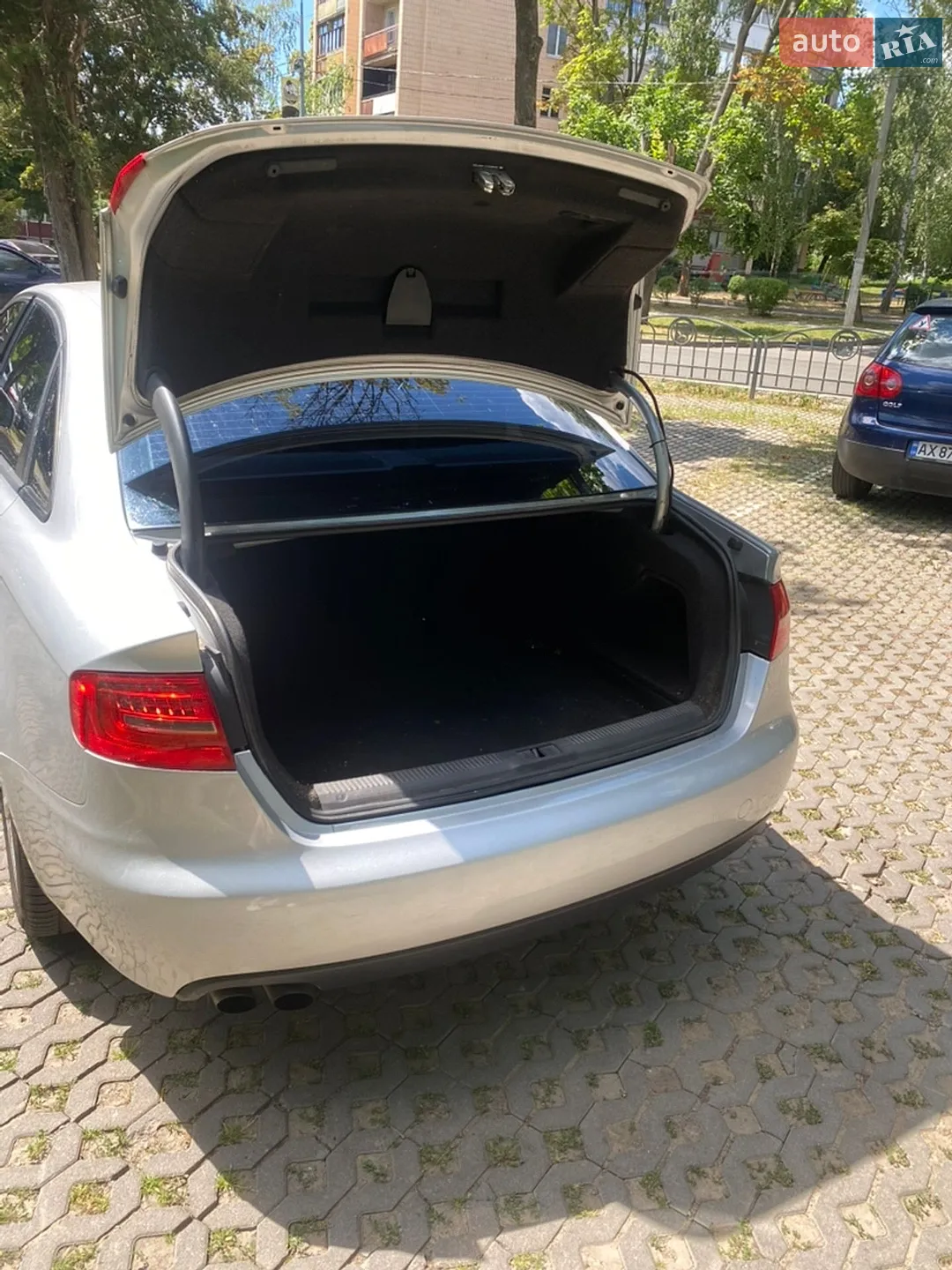 Audi A4 2012 VIN WAUBFAFL0CA023806 фото оголошення 13 з 14