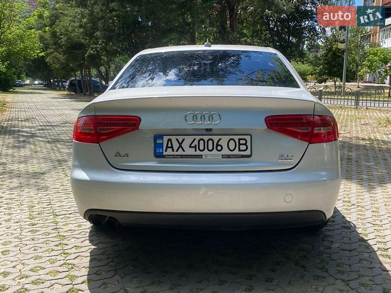 Седан Audi A4 2012 в Харкові