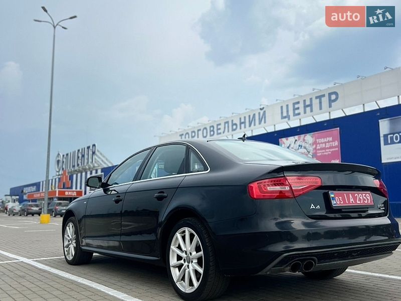 Седан Audi A4 2013 в Нововолынске